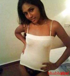 hot desi girl removing clothes