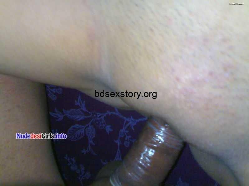 indian-college-couple-fucing-gf-in-hotel-room-0005